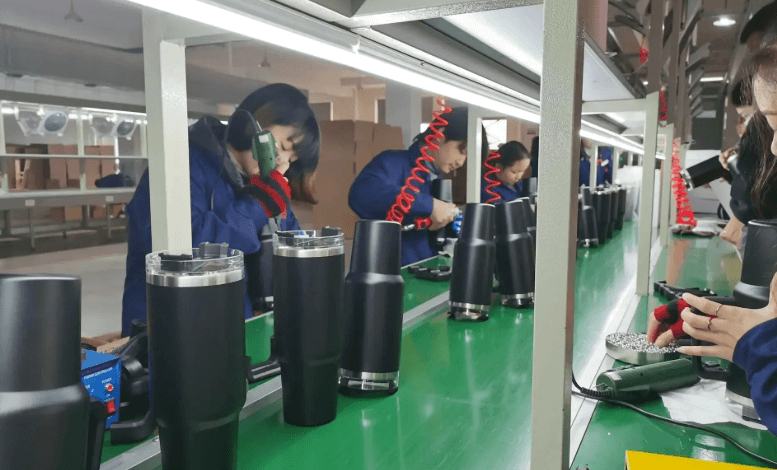 Inside the World of a Stainless Steel Tumbler Manufacturer