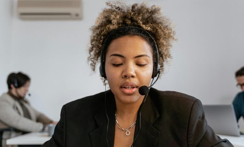 business hotline for tech